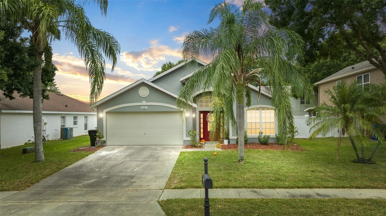 647 Darkwood Ave, Ocoee, FL 34761 photo 1