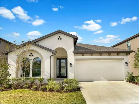 12633 Horseshoe Bend Dr, Lithia, FL 33547
