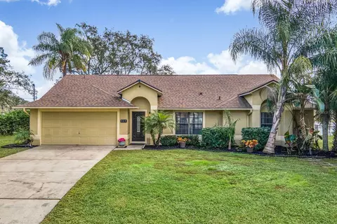 909 Centennial Ave, Deltona, FL 32738