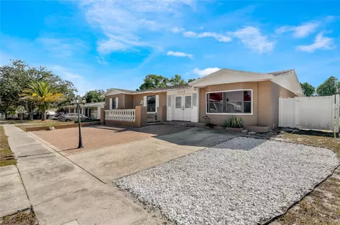 7230 Fair Oaks St, Spring Hill, FL 34606