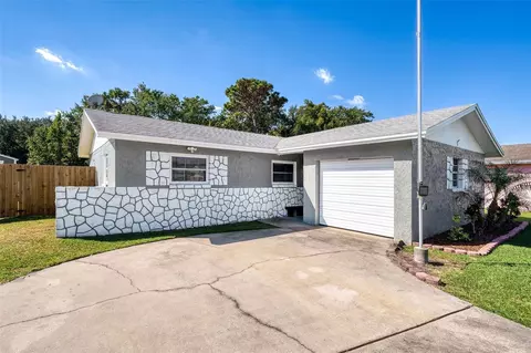 8440 Dimare Dr, Orlando, FL 32822