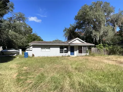 165 Elm Dr, Orange City, FL 32763