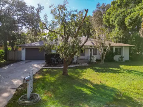 691 Aberdeen Ln, Winter Springs, FL 32708