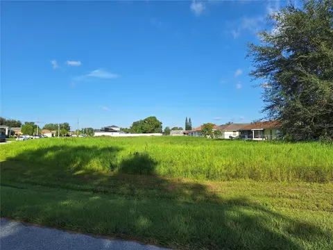 Leonardo Court, Kissimmee, FL 34758