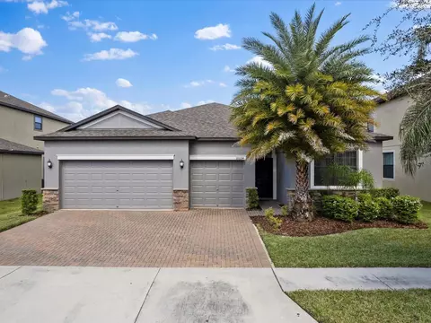 10024 Celtic Ash Dr, Ruskin, FL 33573