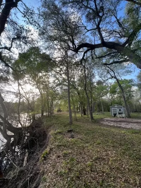 1263 NW 82nd Ter, Bell, FL 32619