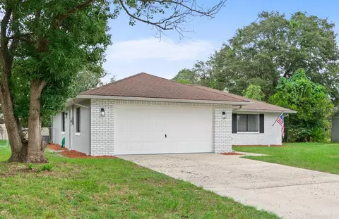 1074 Falcon St, Deltona, FL 32725