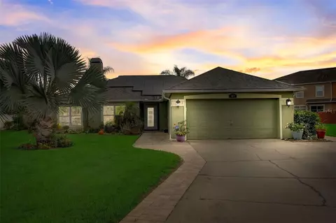 1955 Pomeranian Ct, Apopka, FL 32712