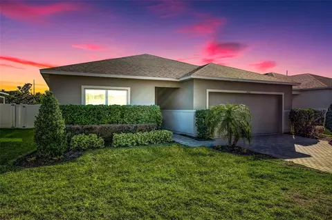 14321 Hidden Ct, Clermont, FL 34711
