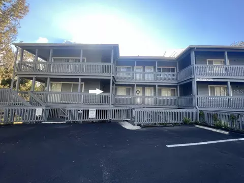 20800 River Dr #A27, Dunnellon, FL 34431
