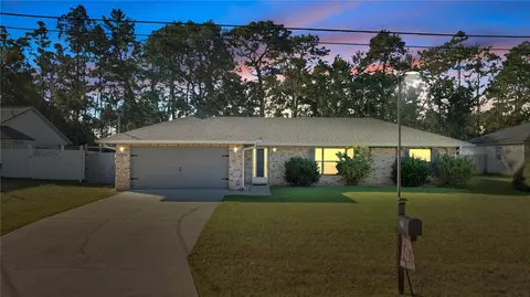 3245 Noah St, Deltona, FL 32738