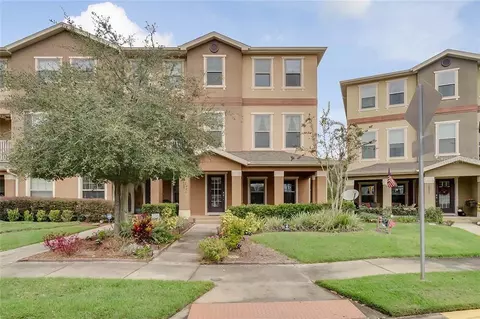 10005 Town Lake Dr, Orlando, FL 32832