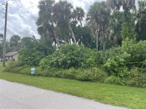 77 Warrington Blvd, Port Charlotte, FL 33954
