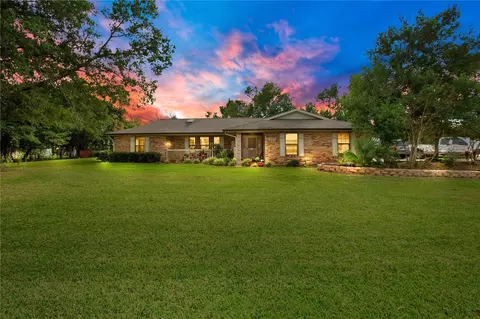 1021 Feather Dr, Deltona, FL 32725