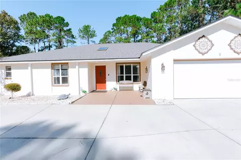 8 Palmer Ln, Palm Coast, FL 32164