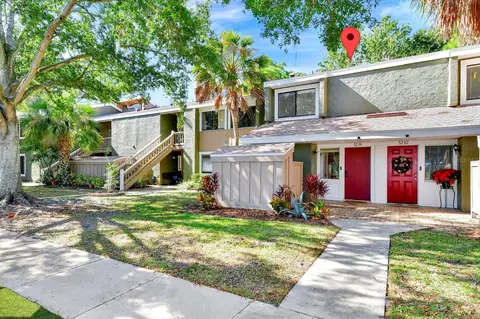5234 Eaglesmere Dr #D04, Orlando, FL 32819