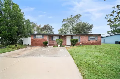 2526 N Beaumont Ave, Kissimmee, FL 34741
