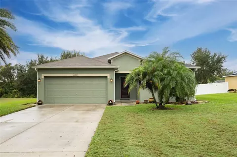 36219 Spirit Ct, Grand Island, FL 32735