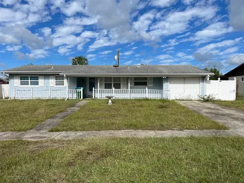 2952 Portsmouth St, Deltona, FL 32738