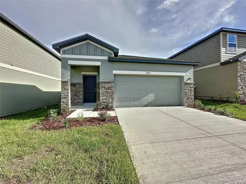 8724 Sportsman Loop, Groveland, FL 34736