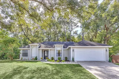 2162 Majestic Woods Blvd, Apopka, FL 32712