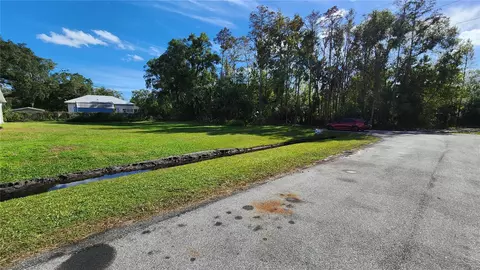 1485 Hicpochee St, Intercession City, FL 33848