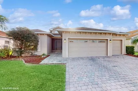 5337 Nicklaus Dr, Winter Haven, FL 33884