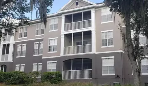 9304 Crescent Loop Cir #306, Tampa, FL 33619