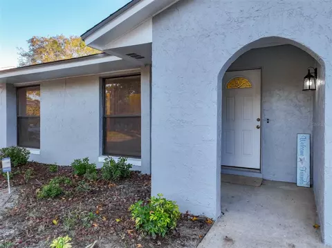 209 N Alderwood St, Winter Springs, FL 32708
