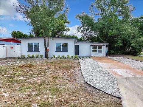 2403 Kingsland Ave, Orlando, FL 32808
