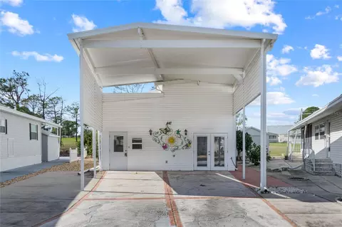 447 Arnold Palmer Dr, Davenport, FL 33837