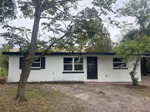 1050 Maxey Dr, Winter Garden, FL 34787