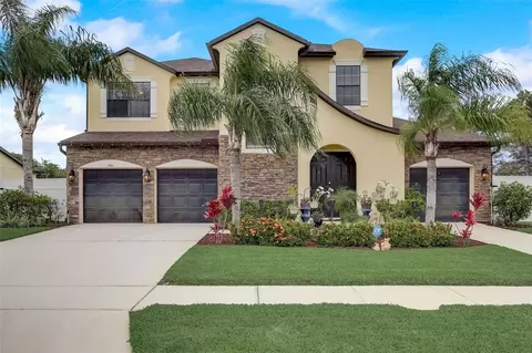 3901 Blossom Dew Dr, Kissimmee, FL 34746