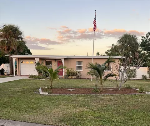 201 Waterway Cir NE, Port Charlotte, FL 33952