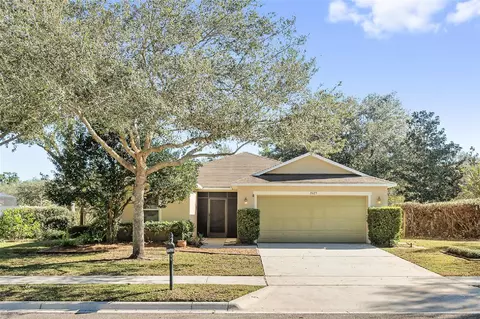 2025 Wavy Leaf Ct, Apopka, FL 32712