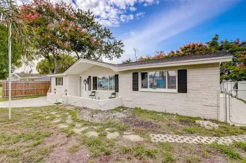 7525 Lancelot Rd, Port Richey, FL 34668