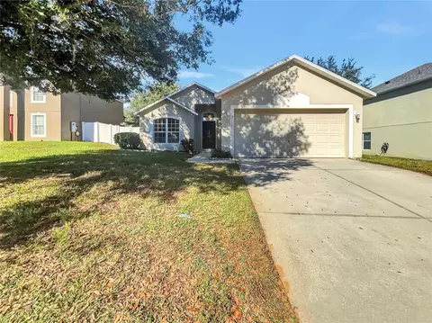 2230 Tealwood Cir, Tavares, FL 32778