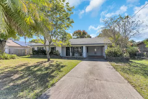 2344 Pineway Dr, Orlando, FL 32839