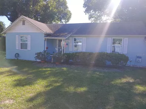 1104 Robie Ave, Mount Dora, FL 32757