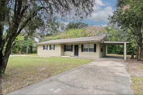 405 W Winnemissett Ave, Deland, FL 32720