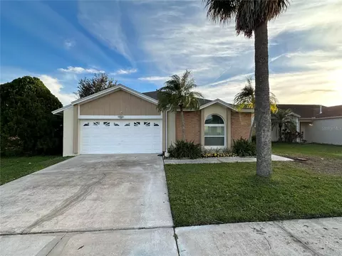 2460 Albaca Dr, Orlando, FL 32837