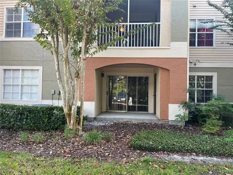 1999 Summer Club Dr #105, Oviedo, FL 32765