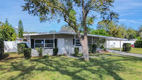 1601 Roselawn St SW, Winter Haven, FL 33880