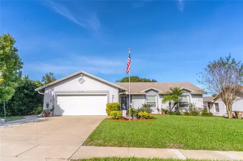 15737 Bay Lakes Trl, Clermont, FL 34711