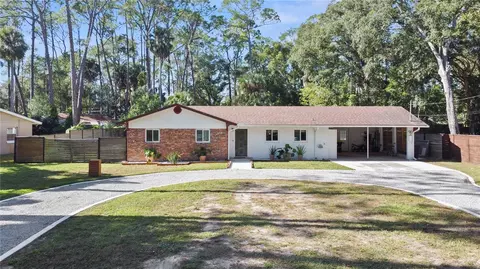 314 E Crystal Dr, Sanford, FL 32773