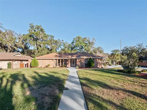 405 April Ln, Apopka, FL 32712