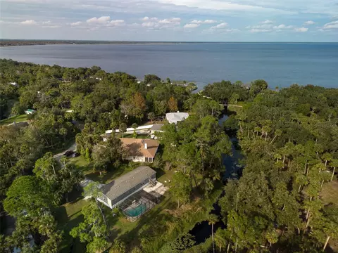 117 Jane Creek Dr, Geneva, FL 32732