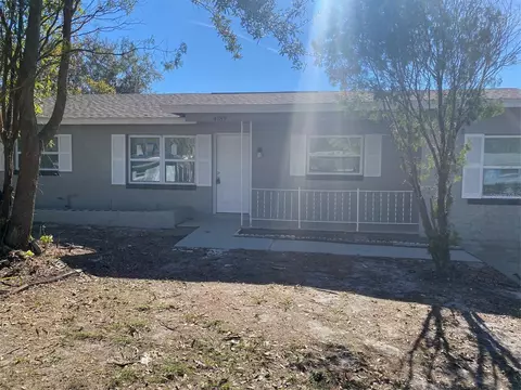4789 Pleasant Valley Ct, Orlando, FL 32811