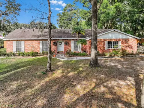 122 Cactus Rd, Seffner, FL 33584