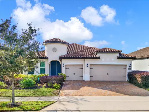 10060 Covered Moss Dr, Orlando, FL 32836